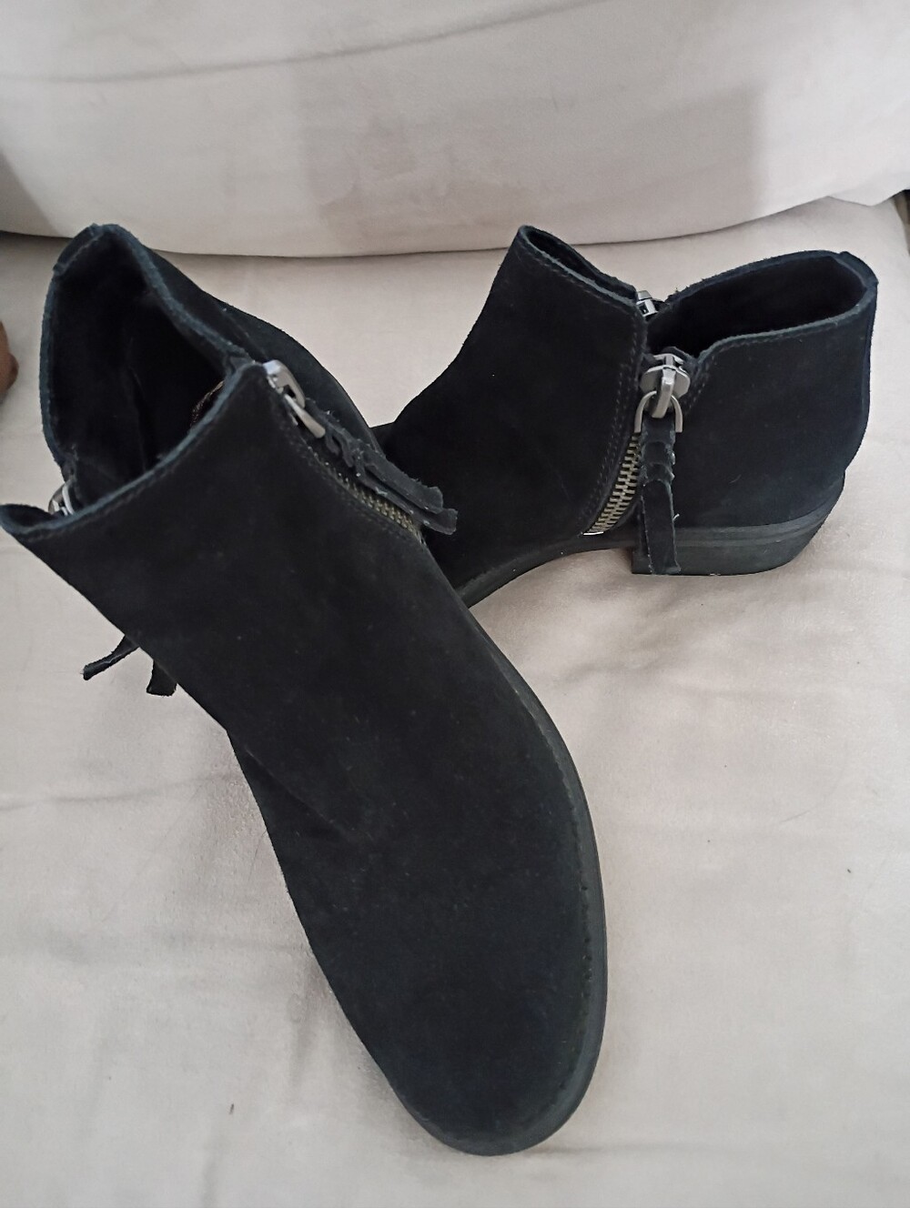 Dolce Vita Black Suede Women's Ankle Boots with Side Zipper - Size 7